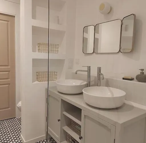 Magnifique Le Nid Des Thermes Appartamento